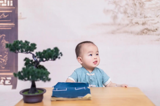 梅河口宝宝6个月可以坐吗